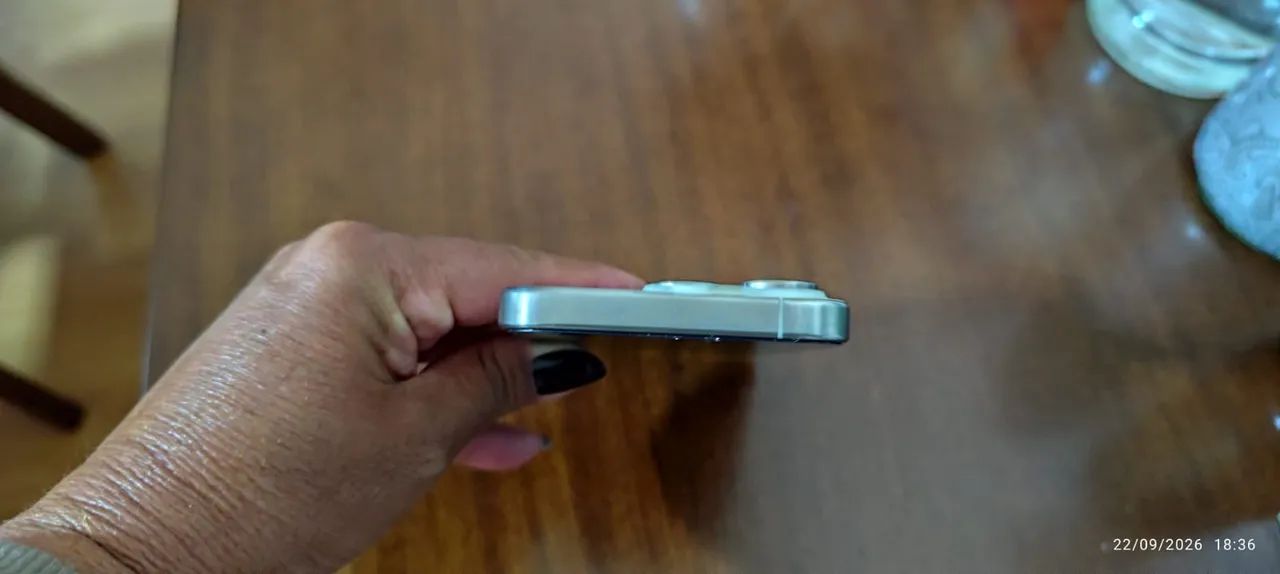Iphone 15 Pro 256 GB Titânio Branco - Foto 2