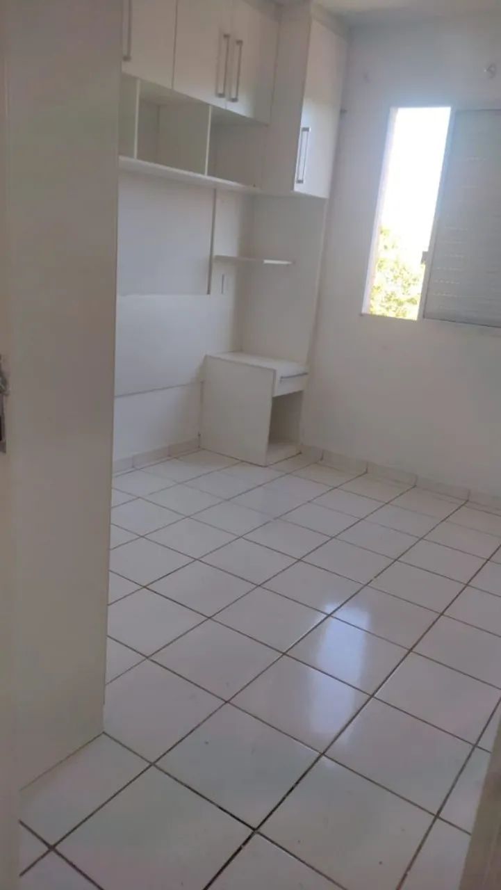 Apartamento em Lins