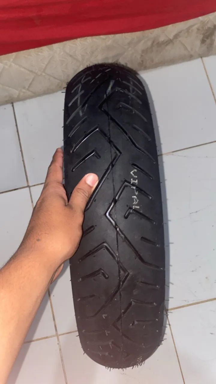 Pneu traseiro da fazer e twhister,nunca usado  - Foto 3