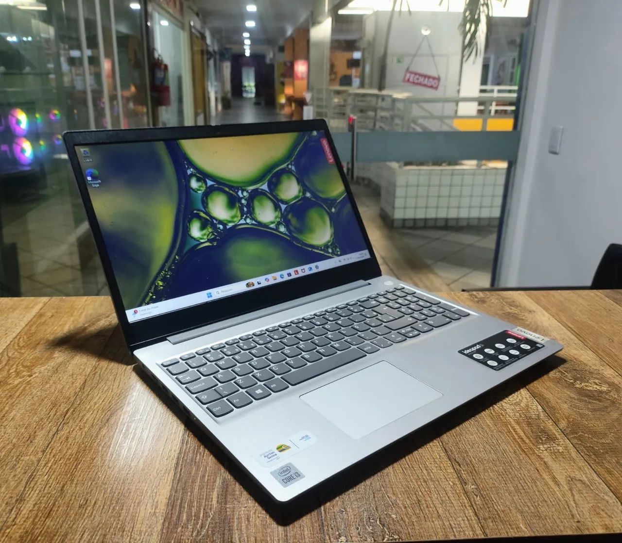Notebook Lenovo | Core i3 10°geração | 8GB RAM | SSD 256GB | Super