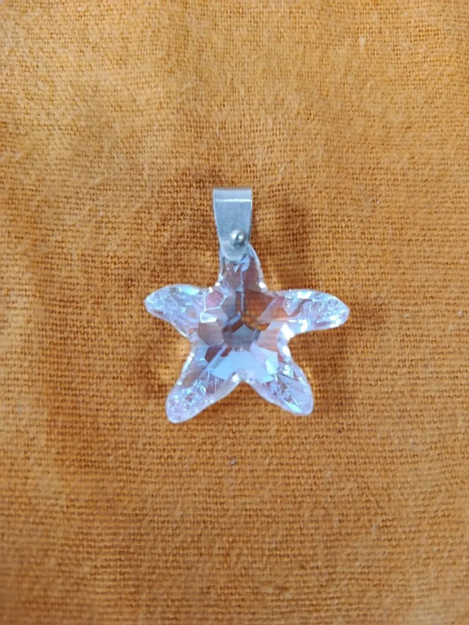 Pingente cristal estrela.