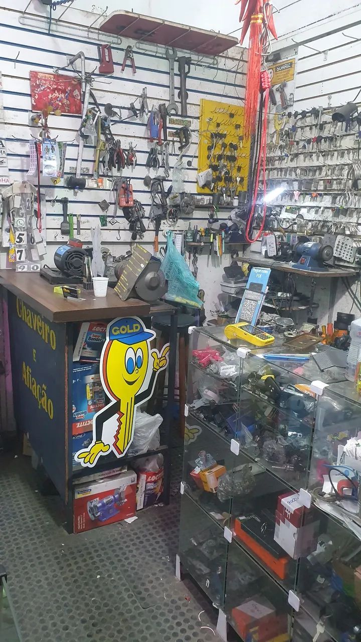 passo o ponto chaveiro com maquinas ferramentas e loja de acessórios para celular   - Foto 3