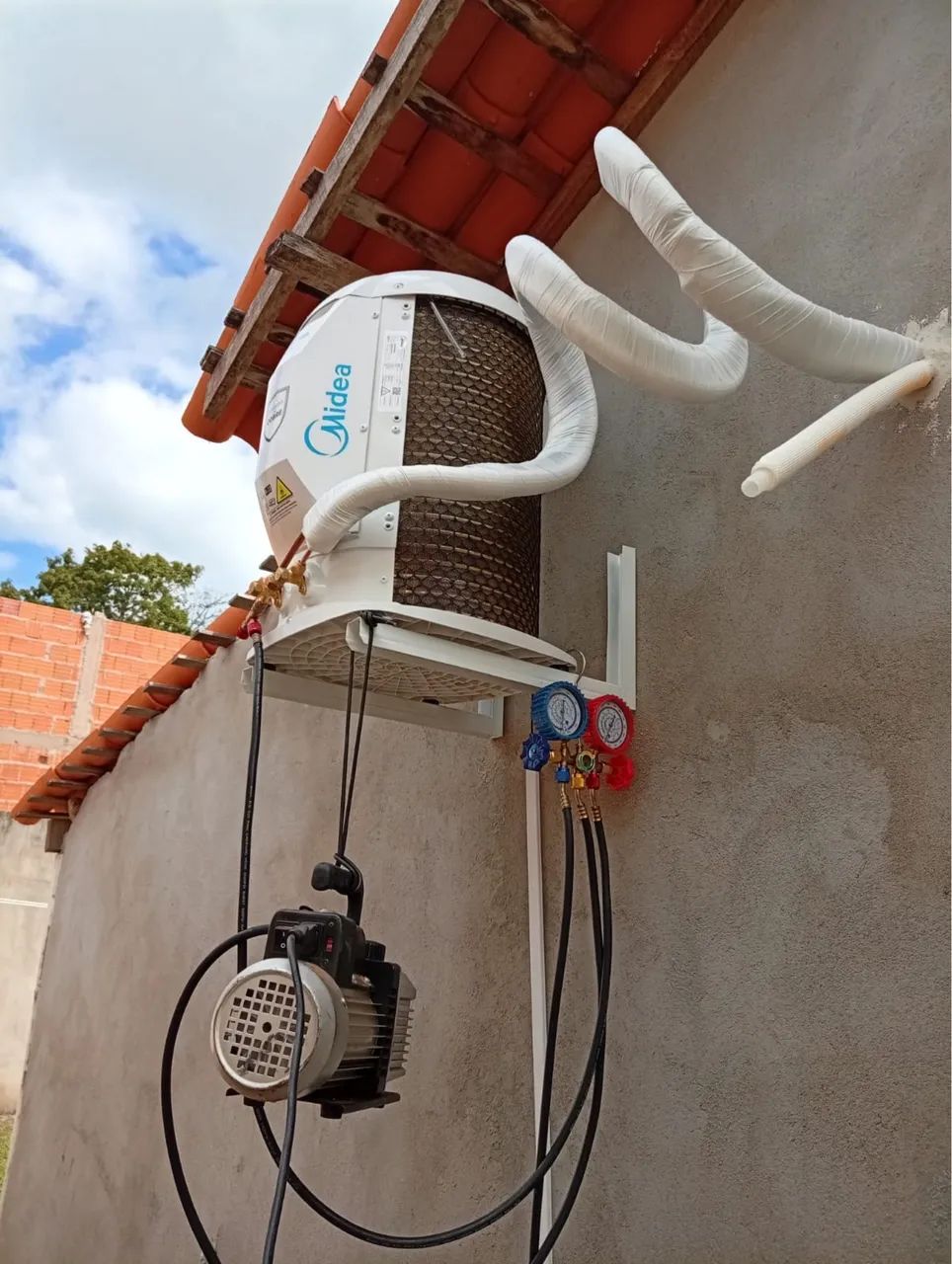 Técnico de ar condicionado 