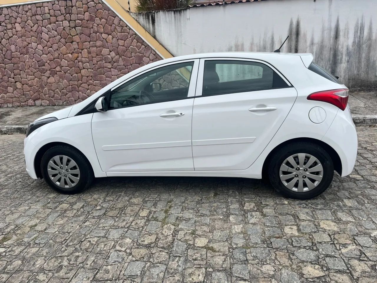 Hyundai HB20 Comf./c.plus/c.style 1.0 Flex 12V 2015 - Foto 5
