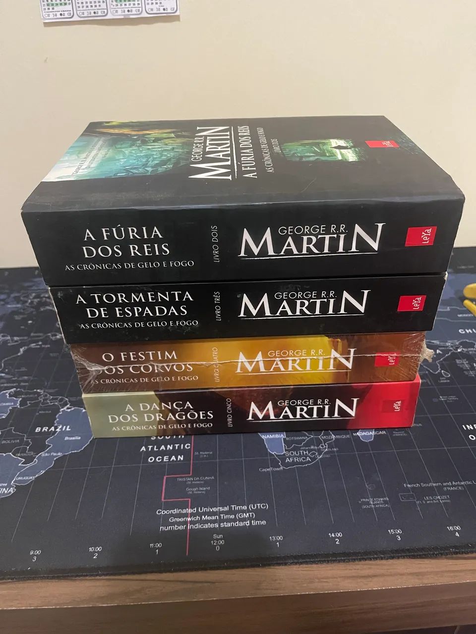 Livro game of thrones  - Foto 2