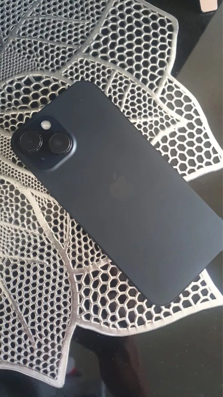 Vendo iPhone 15 com caixa e nota fiscal  - Foto 3