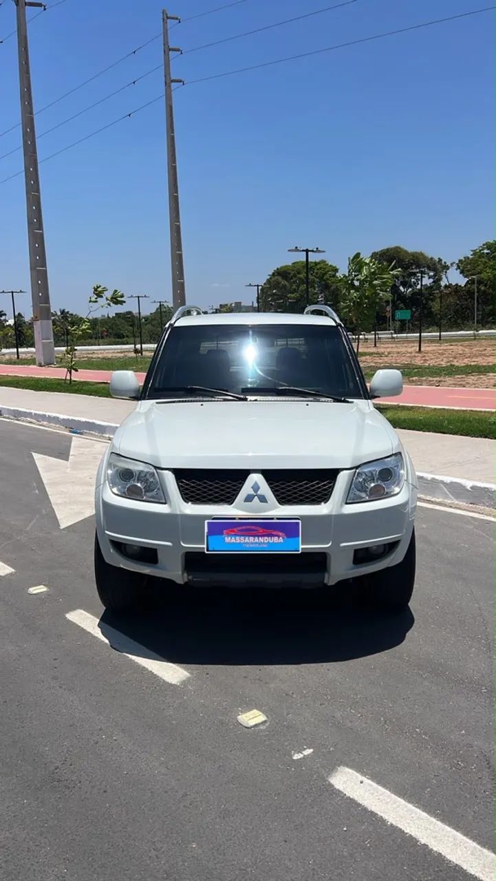Mitsubishi Pajero TR4 2.0 Flex 16V 4X2 Mec. 2015 2015