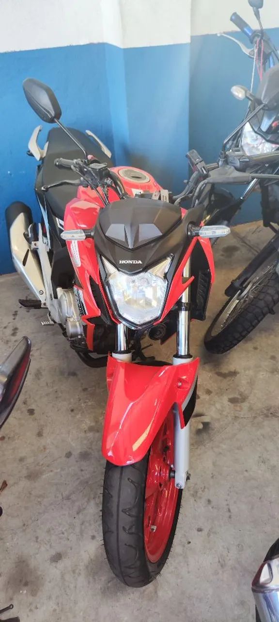 HONDA CB TWISTER 250 VERMELHA ABS 2021 Shalon veículos Cariacica  - Foto 3