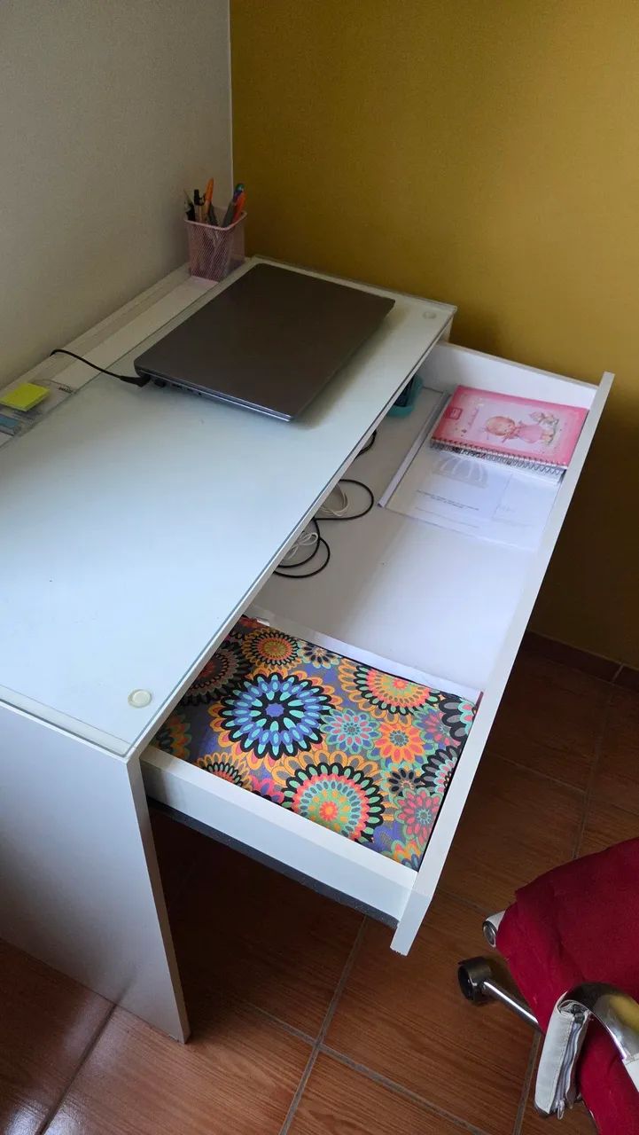 Escrivaninha multiuso com cadeira - Foto 3