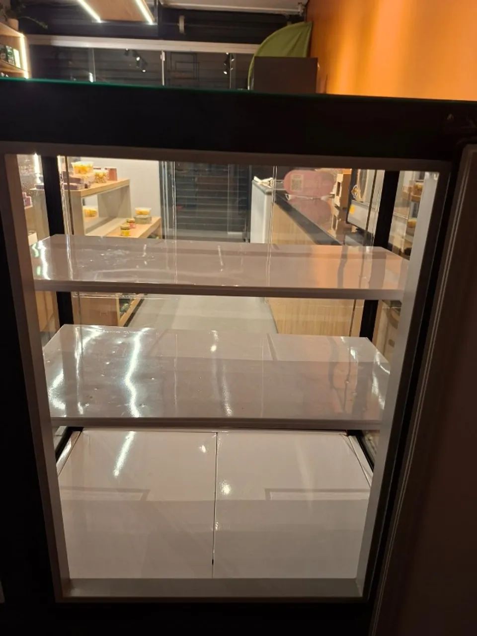 Vitrine Confeitaria Vanguarda - Super Nova - Foto 4