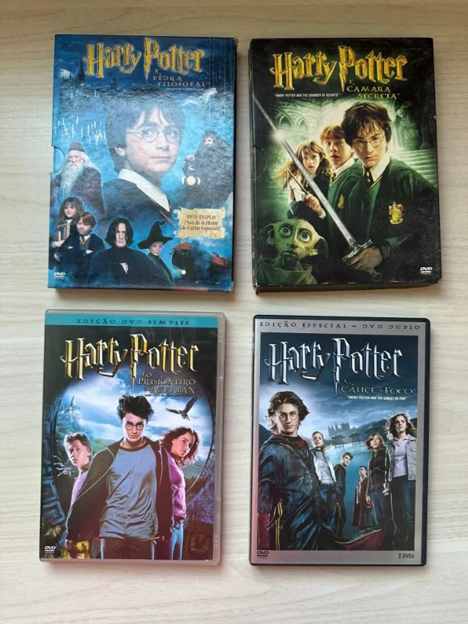 DVDs do Harry Potter (1º ao 4º filme, sendo dois duplos e um simples)