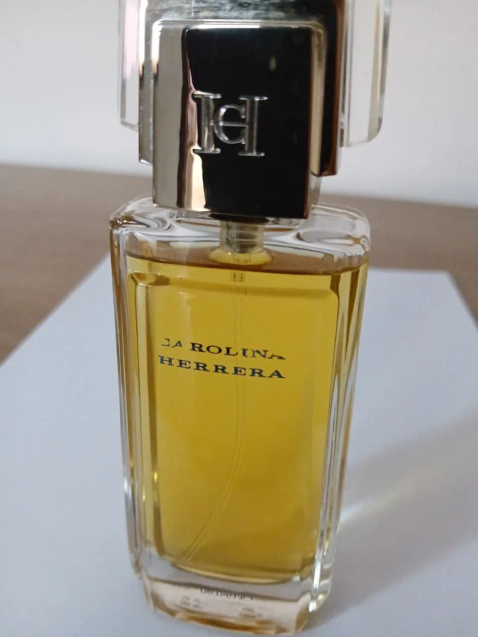 Perfume CLASSICO CAROLINA HERRERA