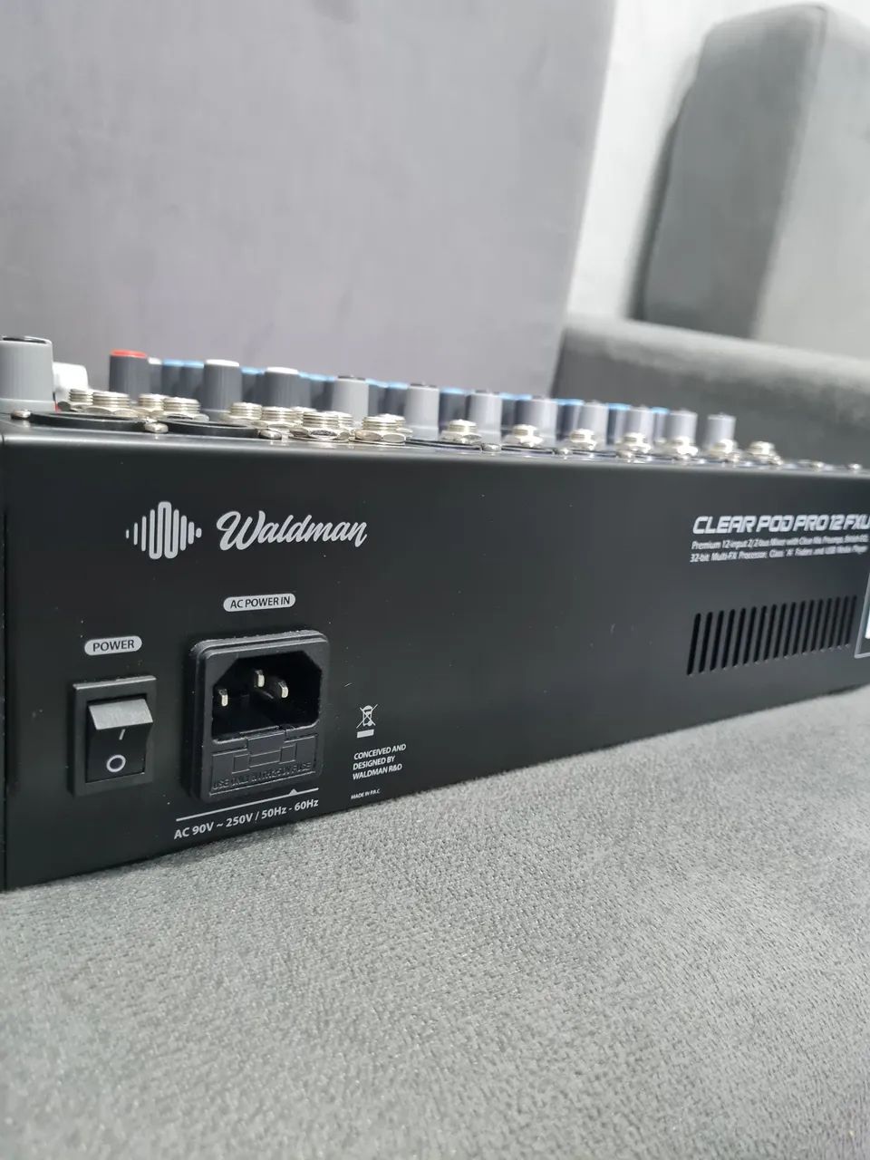 mesa de som analógica Waldman CPP-12FXU - Foto 2