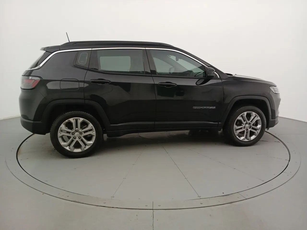 Jeep Compass LONG. T270 1.3 TB 4x2 Flex Aut., foto 6 de 18