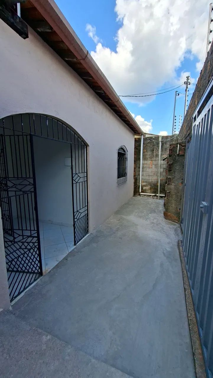 Casa 2/4 em Castanhal 50 metros da BR - Foto 2