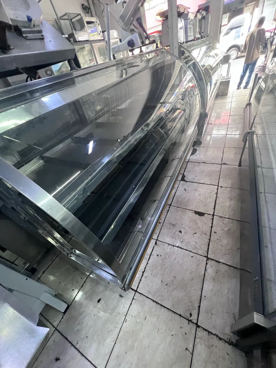 Balcão bandejeiro em inox 2 metros  - Foto 2
