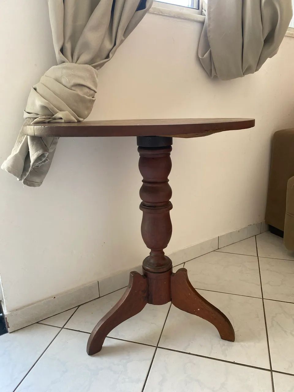 Mesa de Canto de Madeira - Foto 2