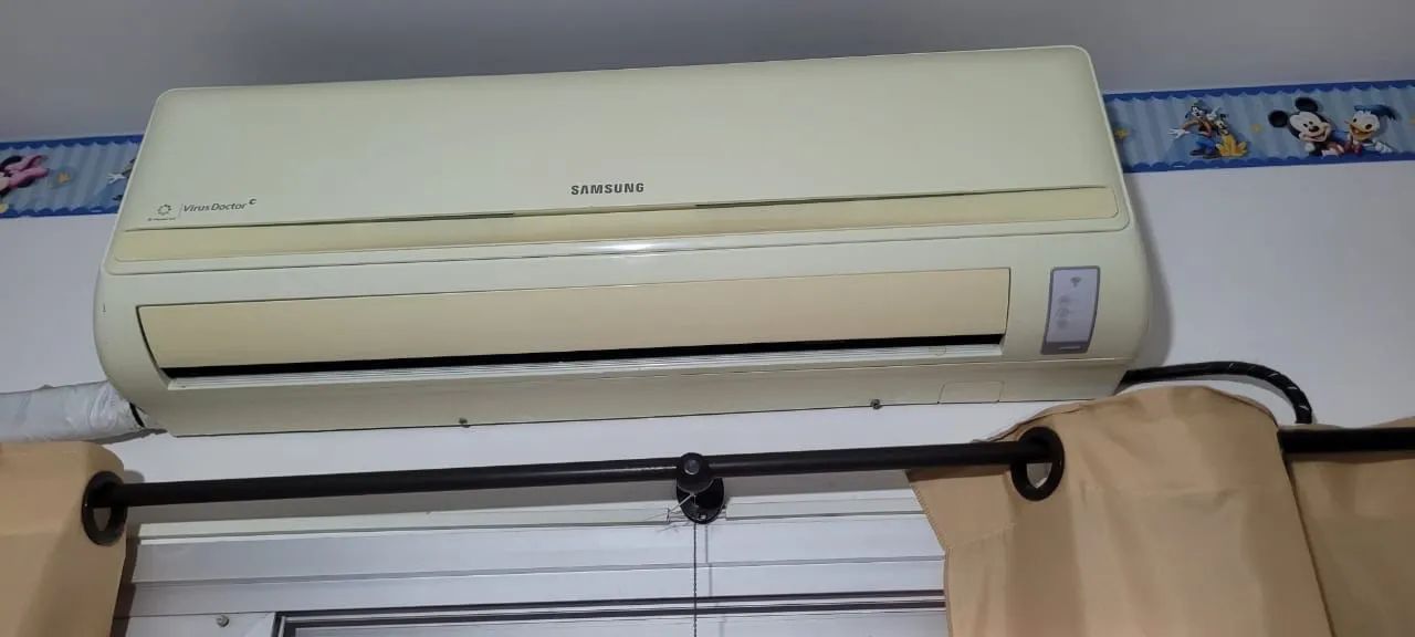 Ar-Condicionado Split Samsung 18.000 BTUs - Quente e Frio - Funcionando Perfeitamente