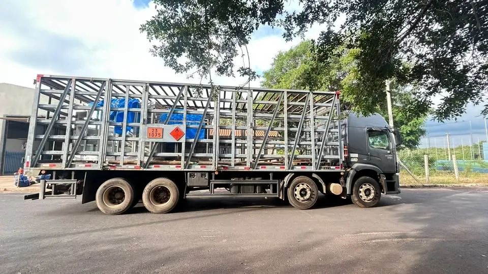 vw / constellation 24.280 teto alto - Foto 4