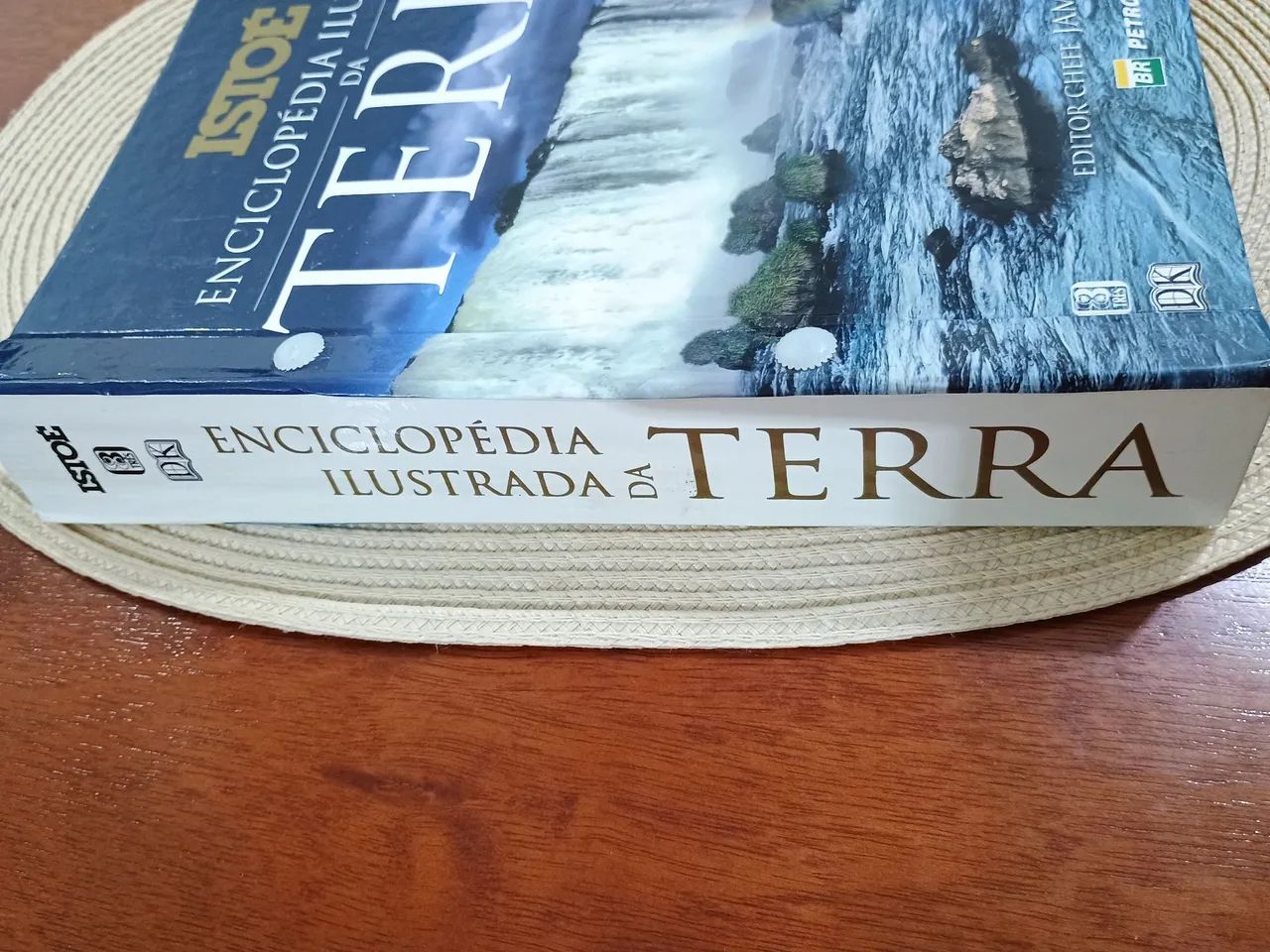 Enciclopédia ilustrada da terra. - Foto 2
