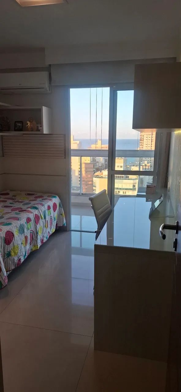 Aluguel de quarto com vaga de garagem 