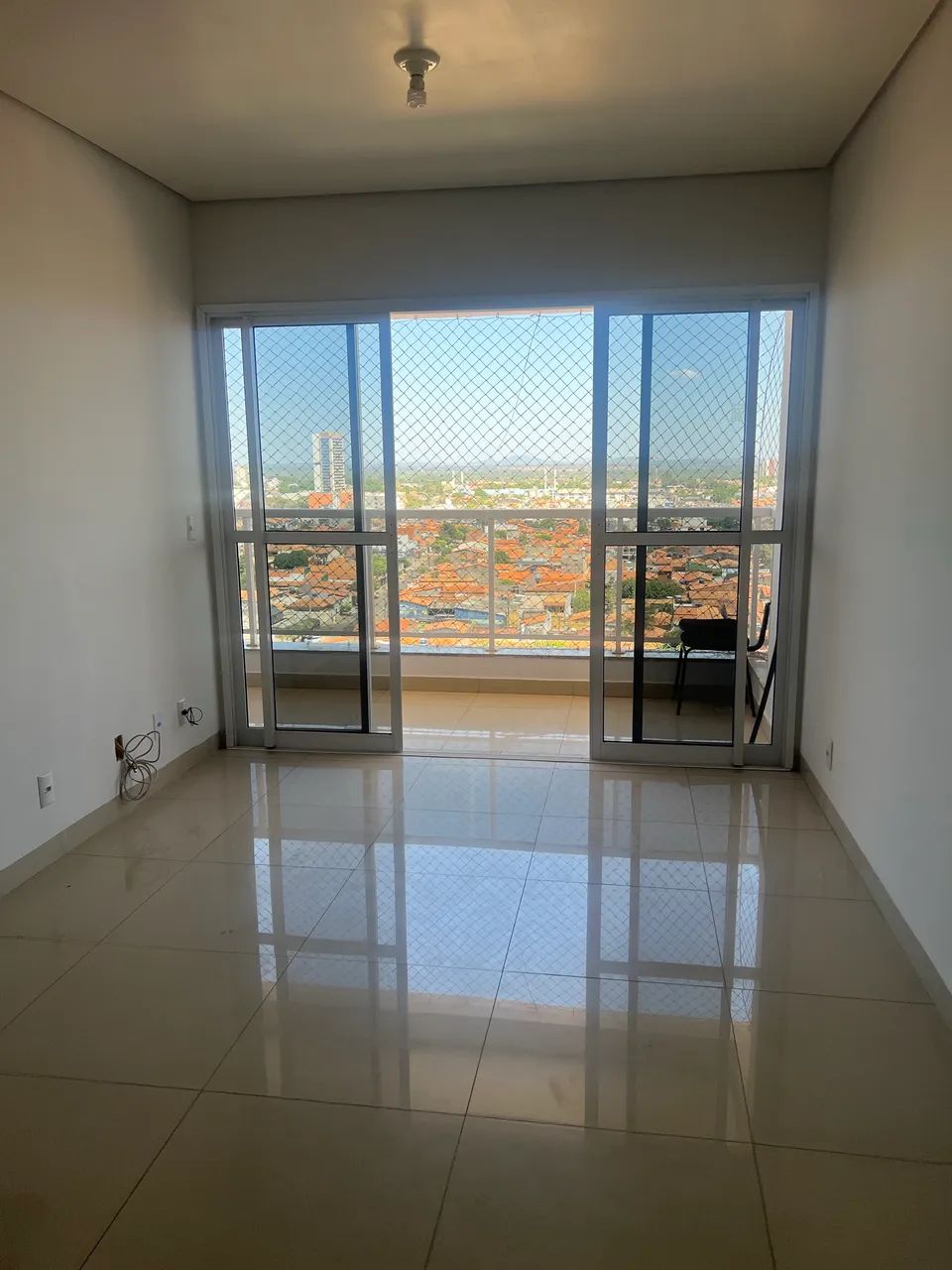 Alugo apartamento 