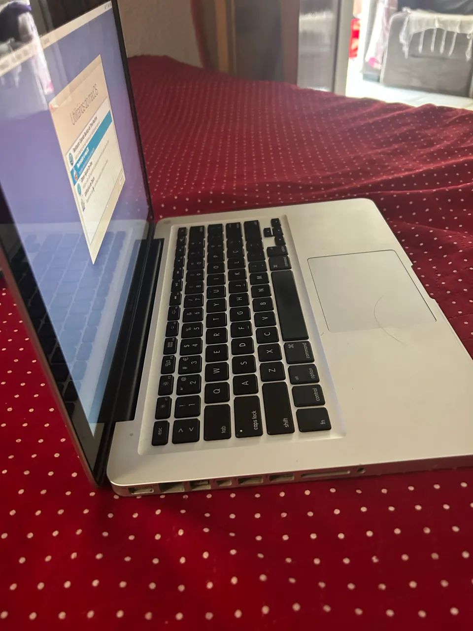 MACBOOK PRO 2011 - Foto 4