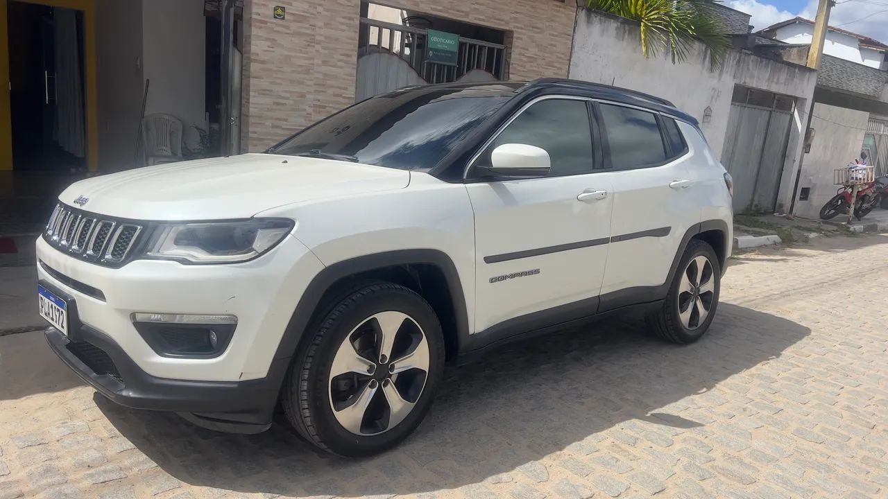 Jeep Compass 2.0 16V FLEX LONGITUDE AUTOMÁTICO 2018