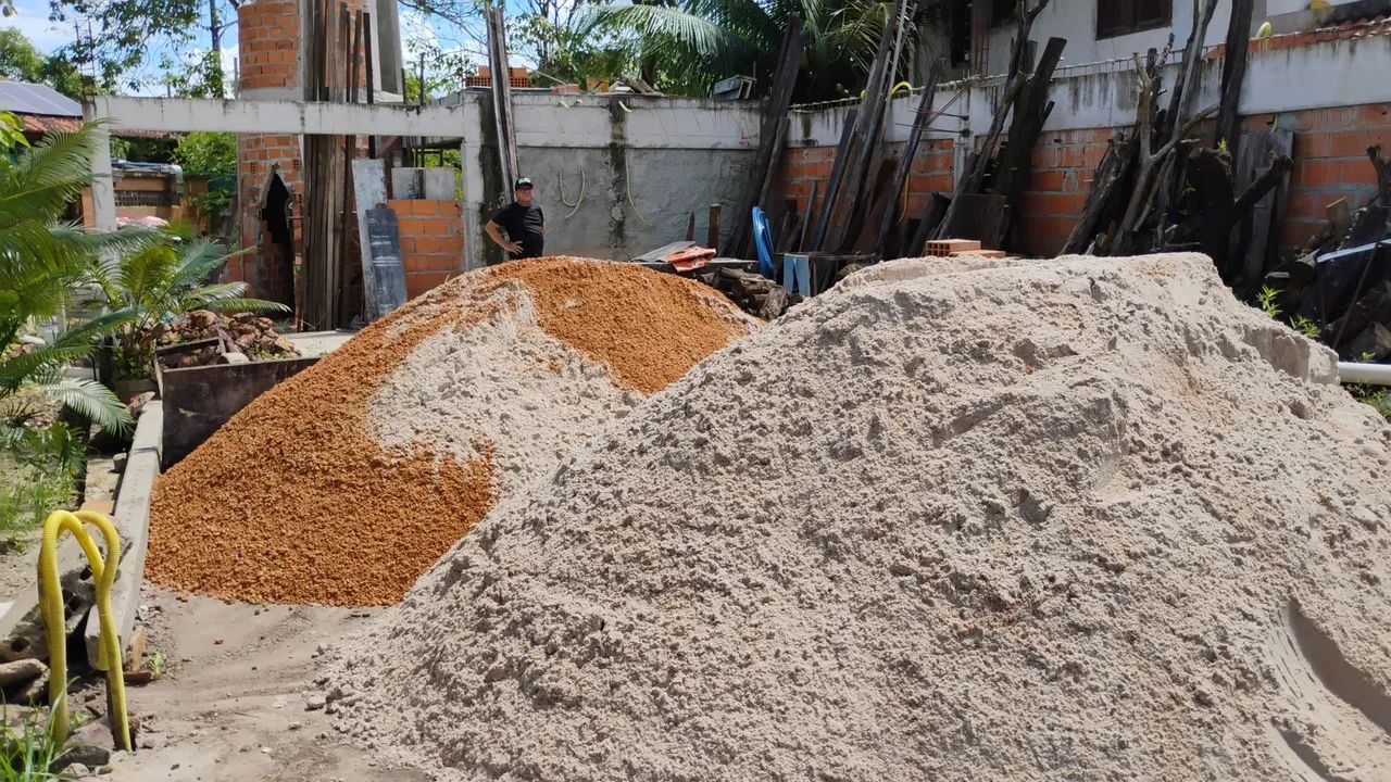 Seixos,  Areia branca, Aterros em geral