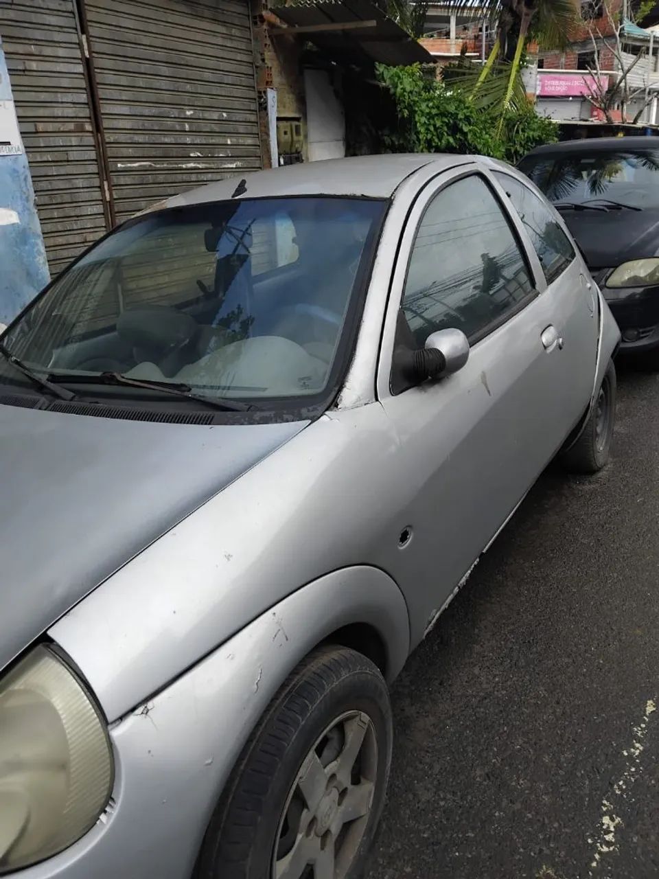 Vendo Ford ka, motor Zetec Rocan. Chaparia danificada, mecânica excelente. 