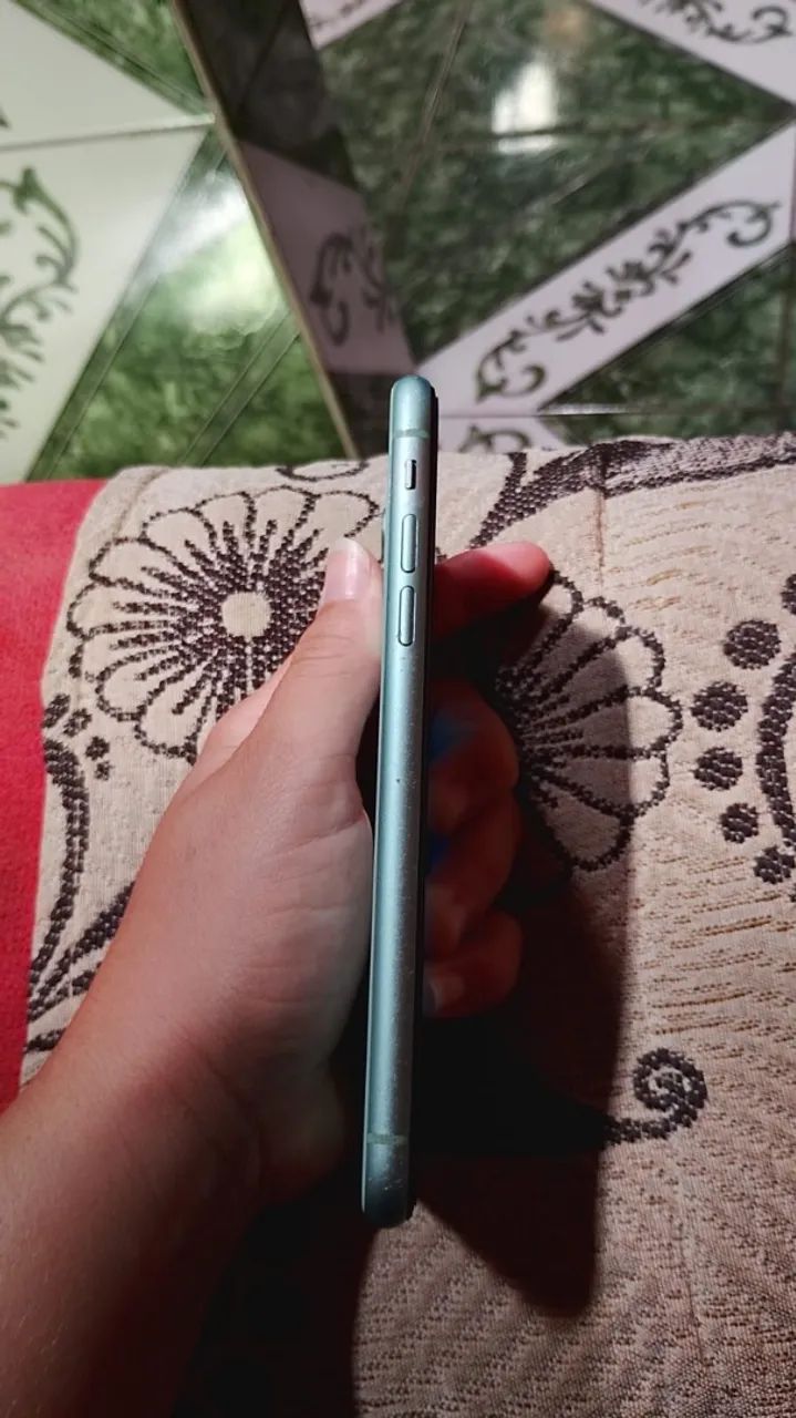 Pra vender ligeiro , iPhone 11 todo bom - Foto 2