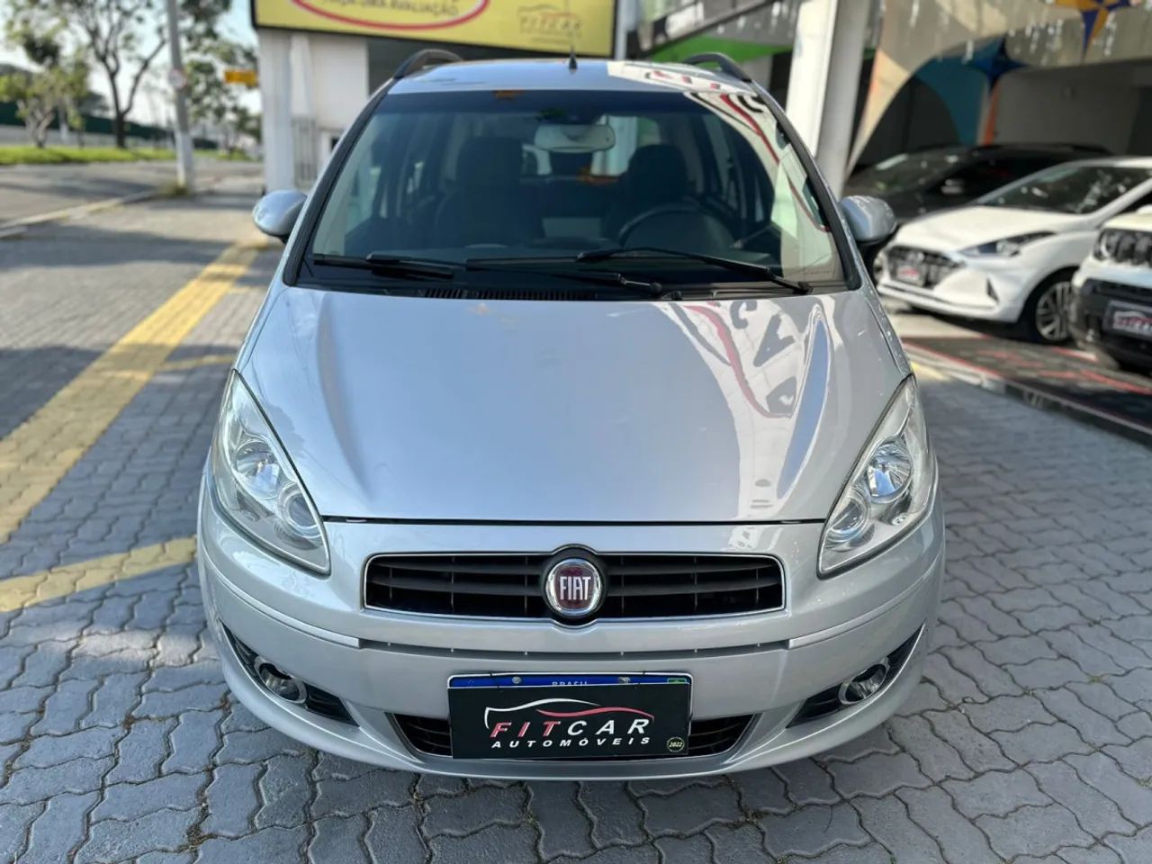 Fiat Idea Essence Dualogic 1.6 Flex 16V 5P 2012