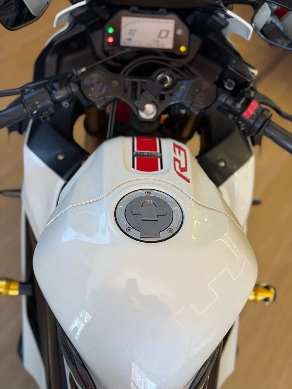 YZF R-3 World GP 60th ANNIVERSARY ED. - Foto 4