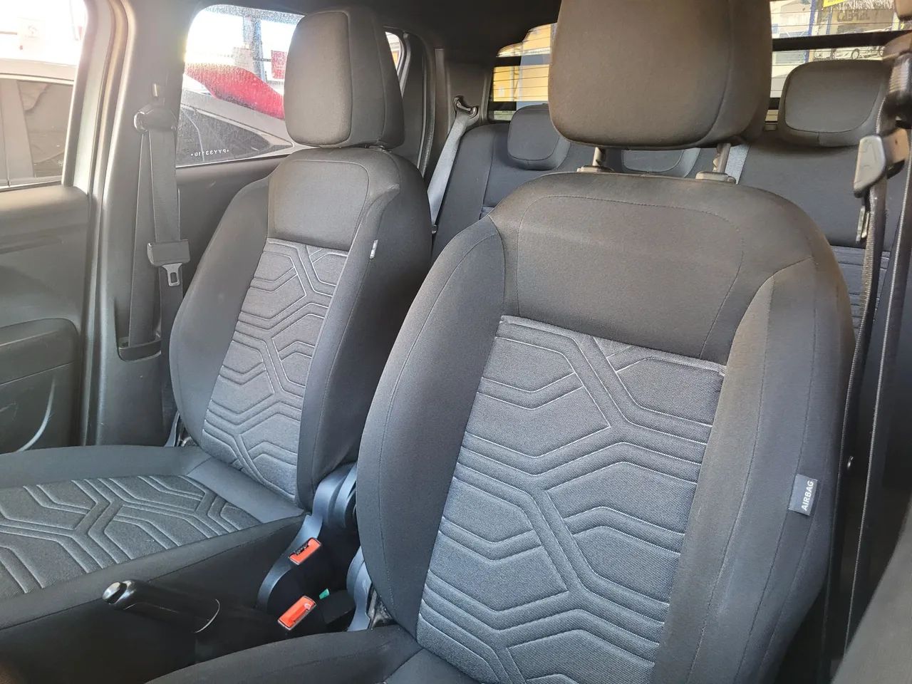 Fiat Strada Freedom 1.3 Flex 8V CD 2023 - Foto 5