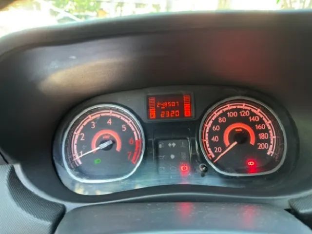 Renault Sandero Expression Hi-Flex 1.0 16V 5p, foto 12 de 19