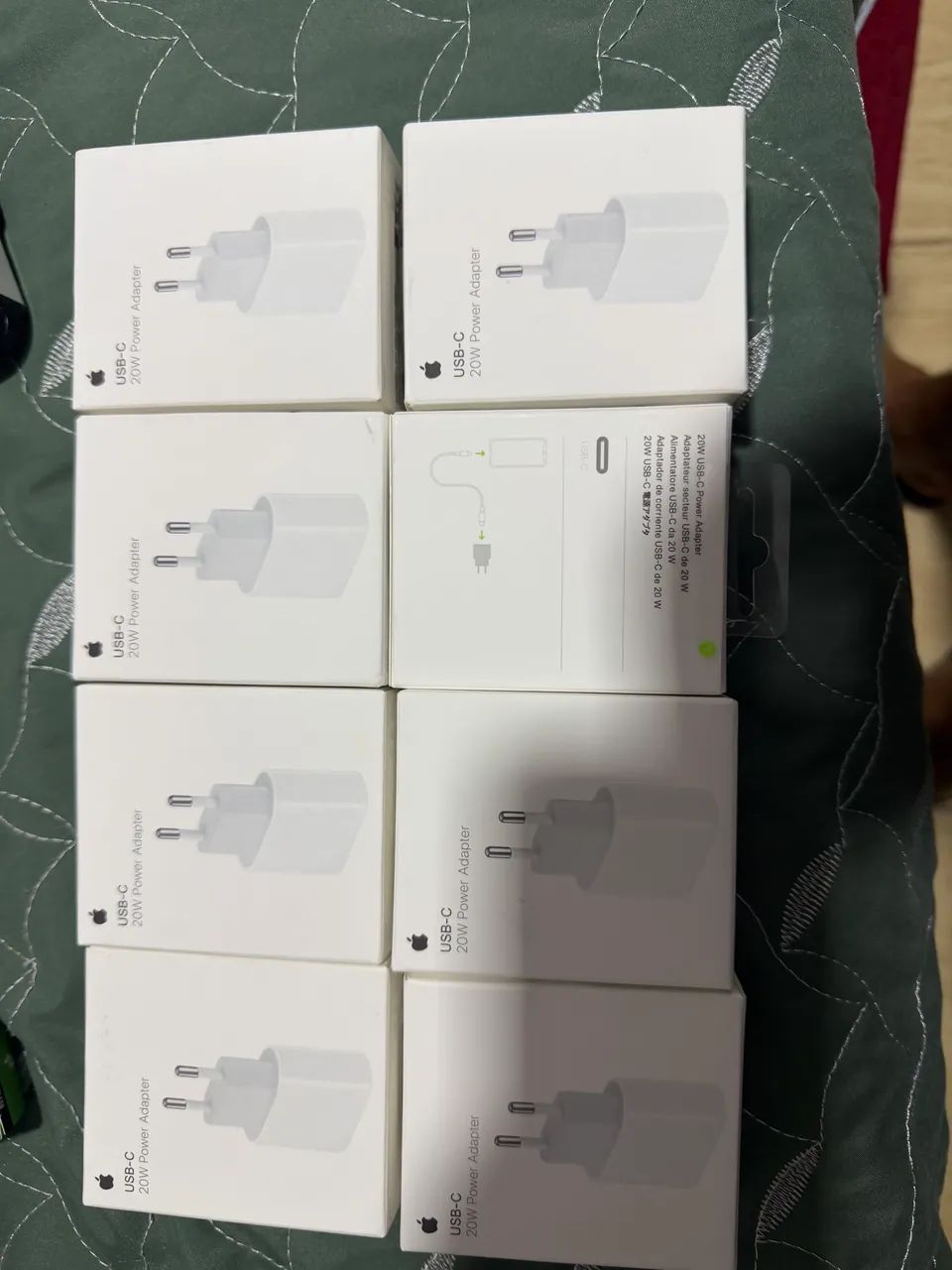 Fonte Carregador Original para Iphone 20w Entrada Usb-C