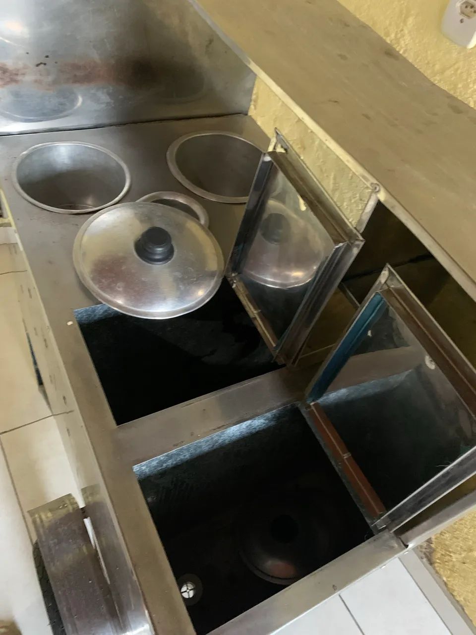 Carinho de cachorro quente  - Foto 2