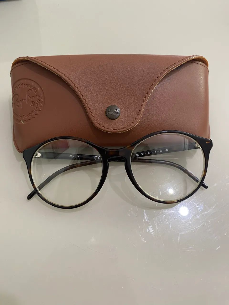 armação de óculos de grau feminina da marca Ray-Ban