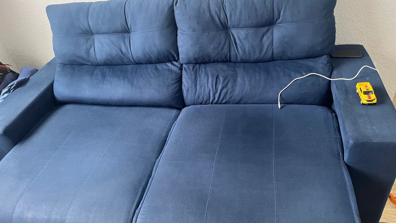 Sofá retrátil transforma em cama - Foto 2