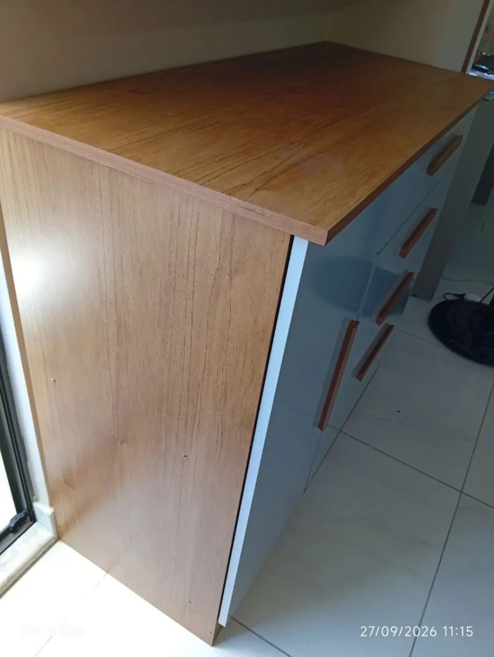 Comoda 4 gavetas e 1 porta semi nova  em perfeito estado.  - Foto 5