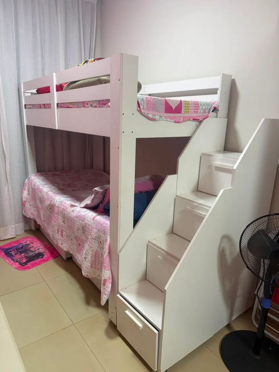 Beliche com sapateira e escada semi nova  - Foto 2