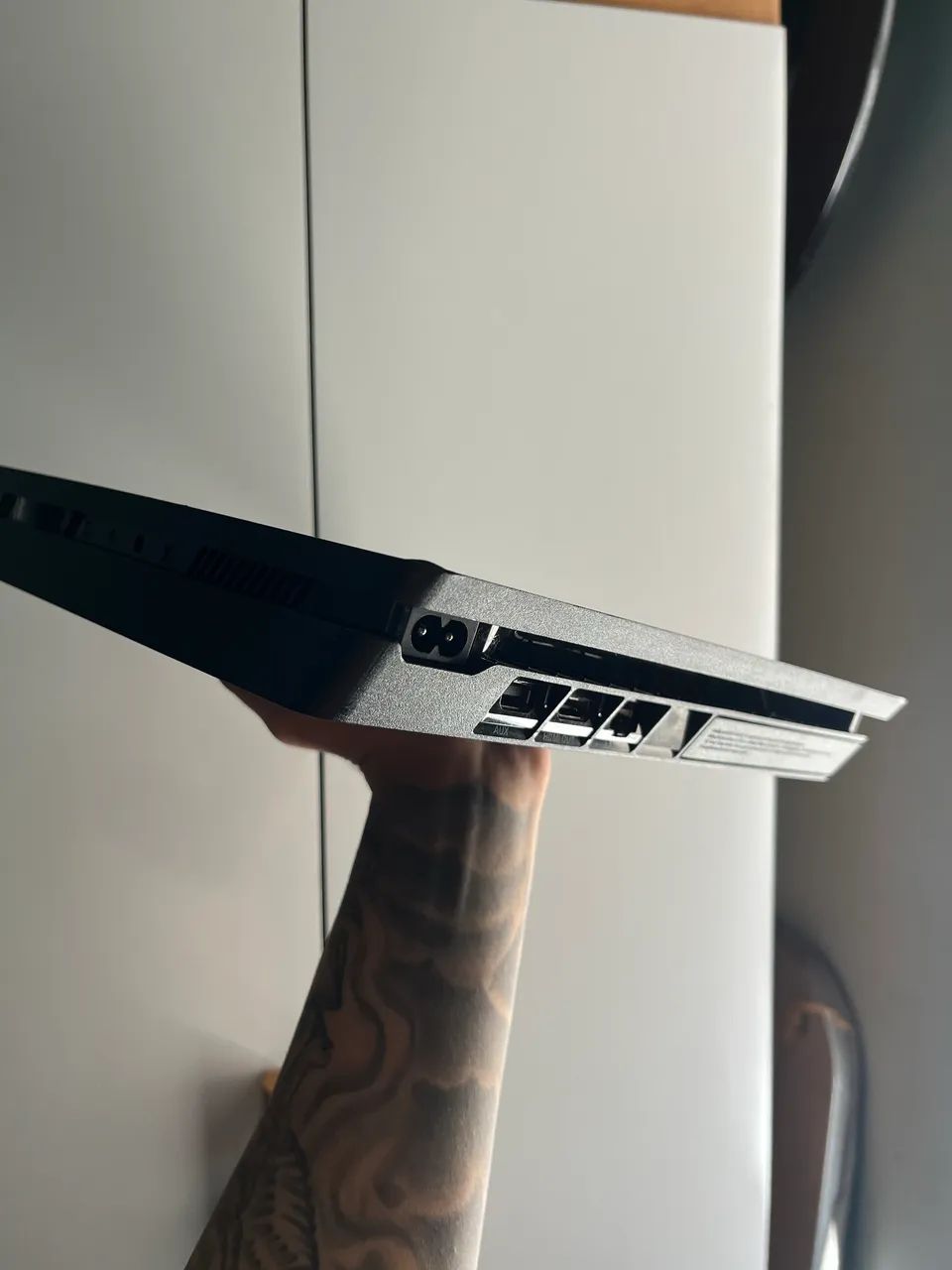 Ps4 excelente estado 1tb - Foto 4