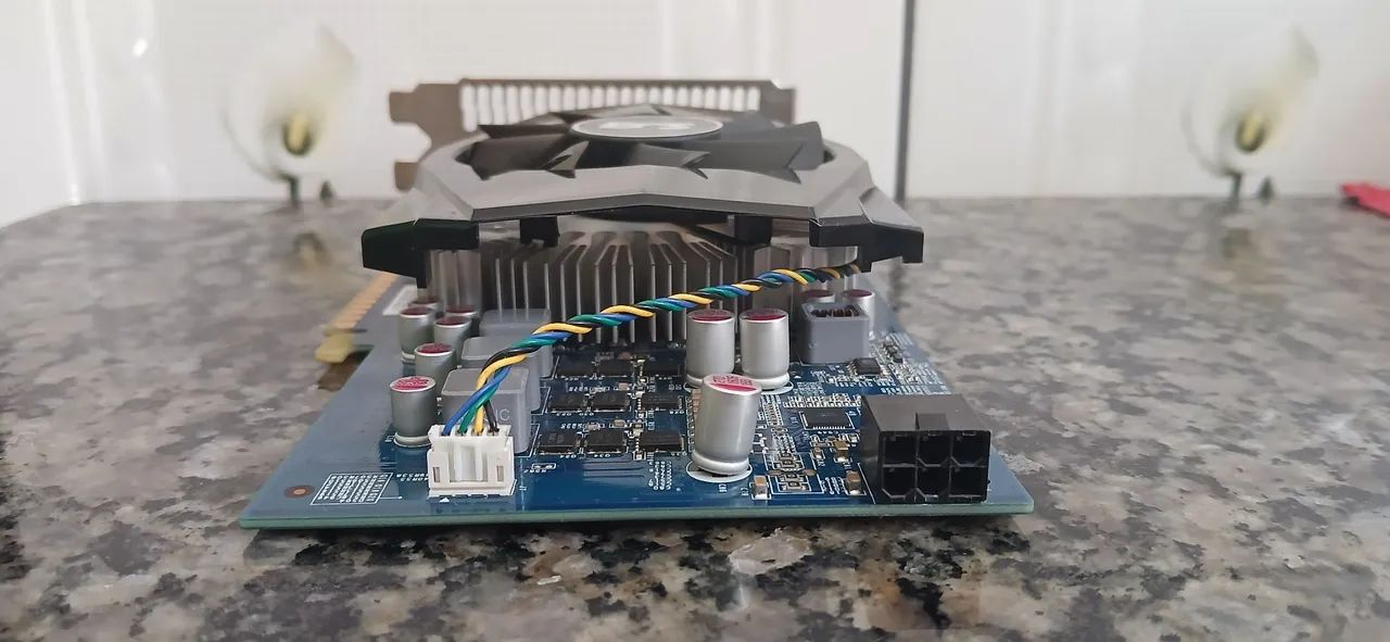 GTX 550 Ti - Foto 3