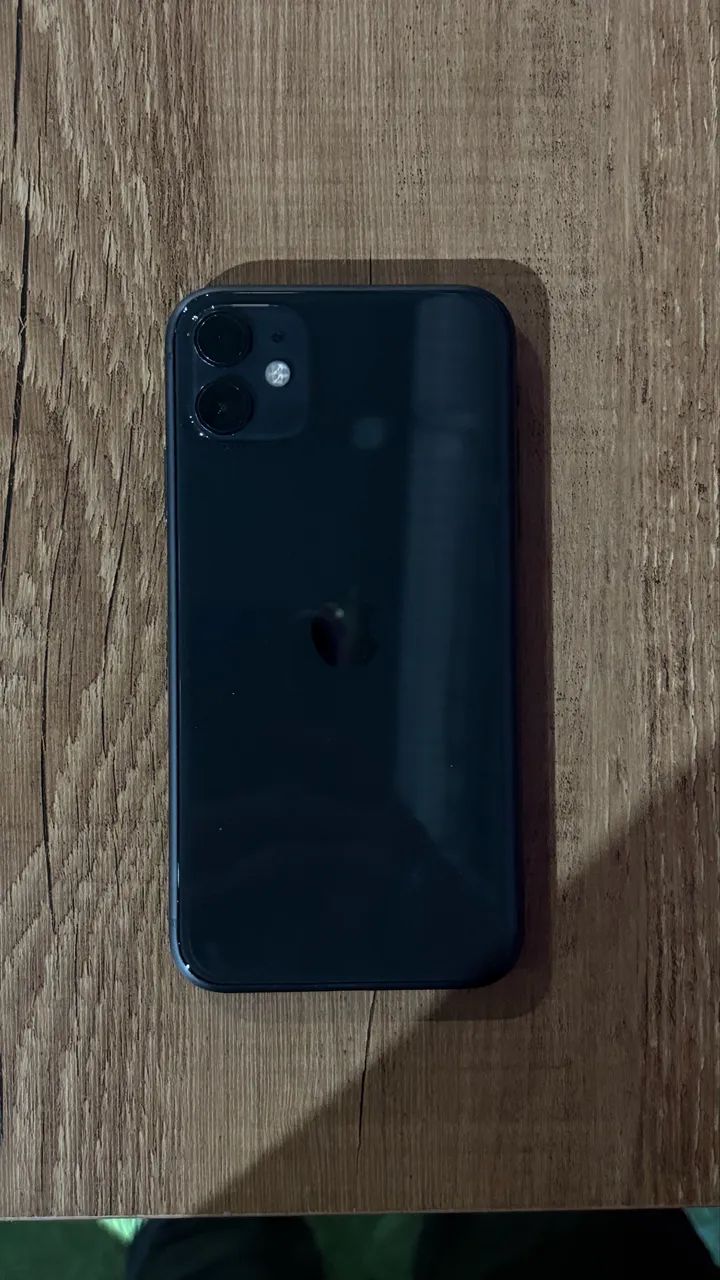 IPHONE 11 - 64GB (bateria 83%) - Celulares e Smartphones - Chácara