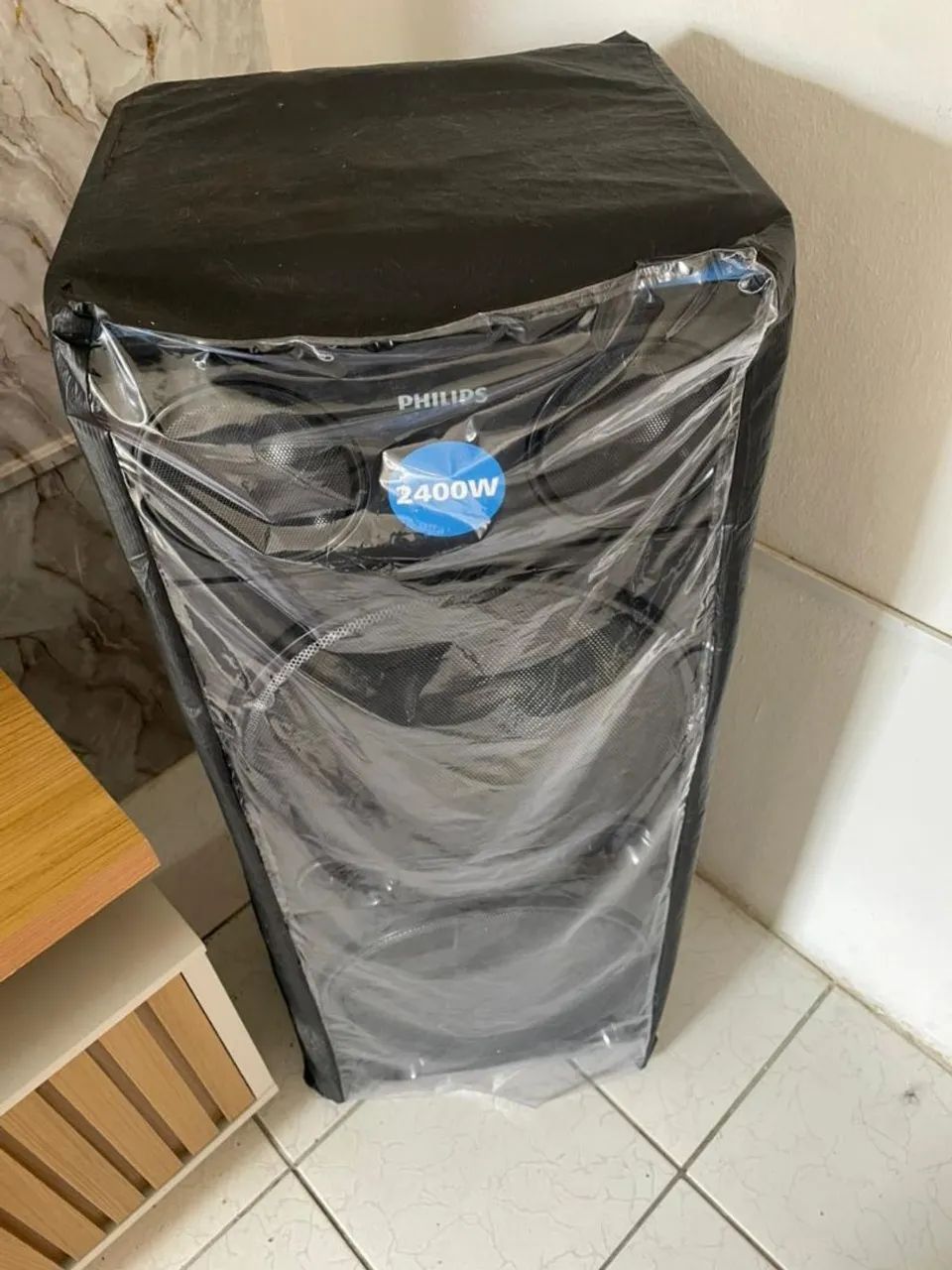 Torre de som Philips de 2400W Seminova. - Foto 4
