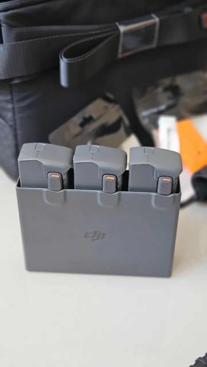 Drone Dji Avata 2 Fly More Combo - Foto 4