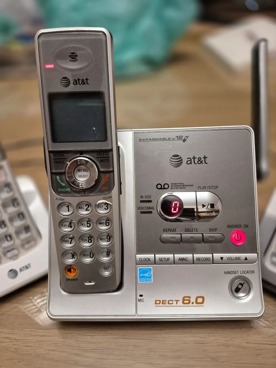 Telefone sem fio ATT com secretária eletrônica e 3 handsets - Foto 3