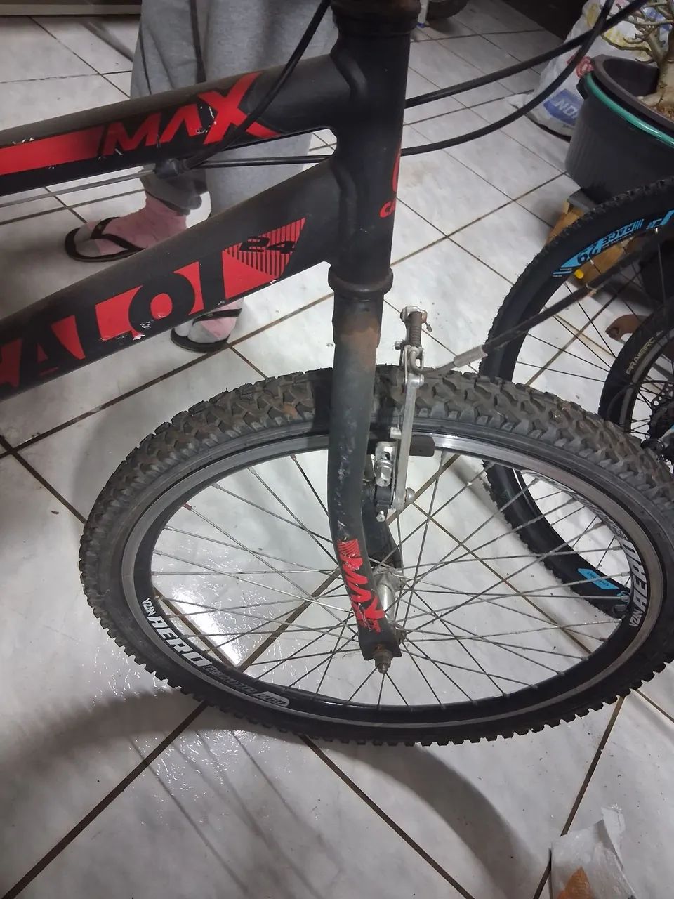 Bicicleta CALOI aro 24 - Foto 3