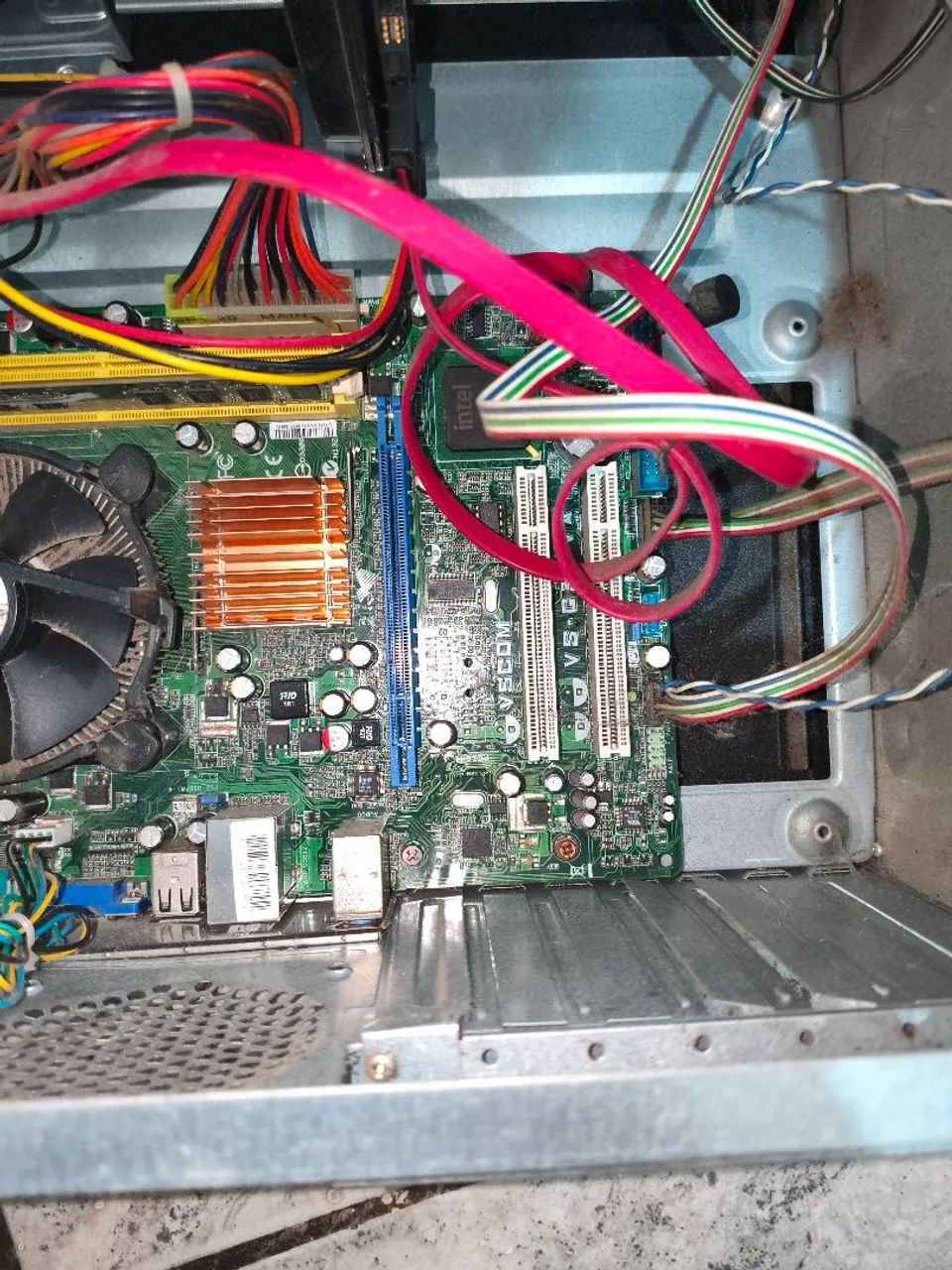 Computador simples para venda rápida 