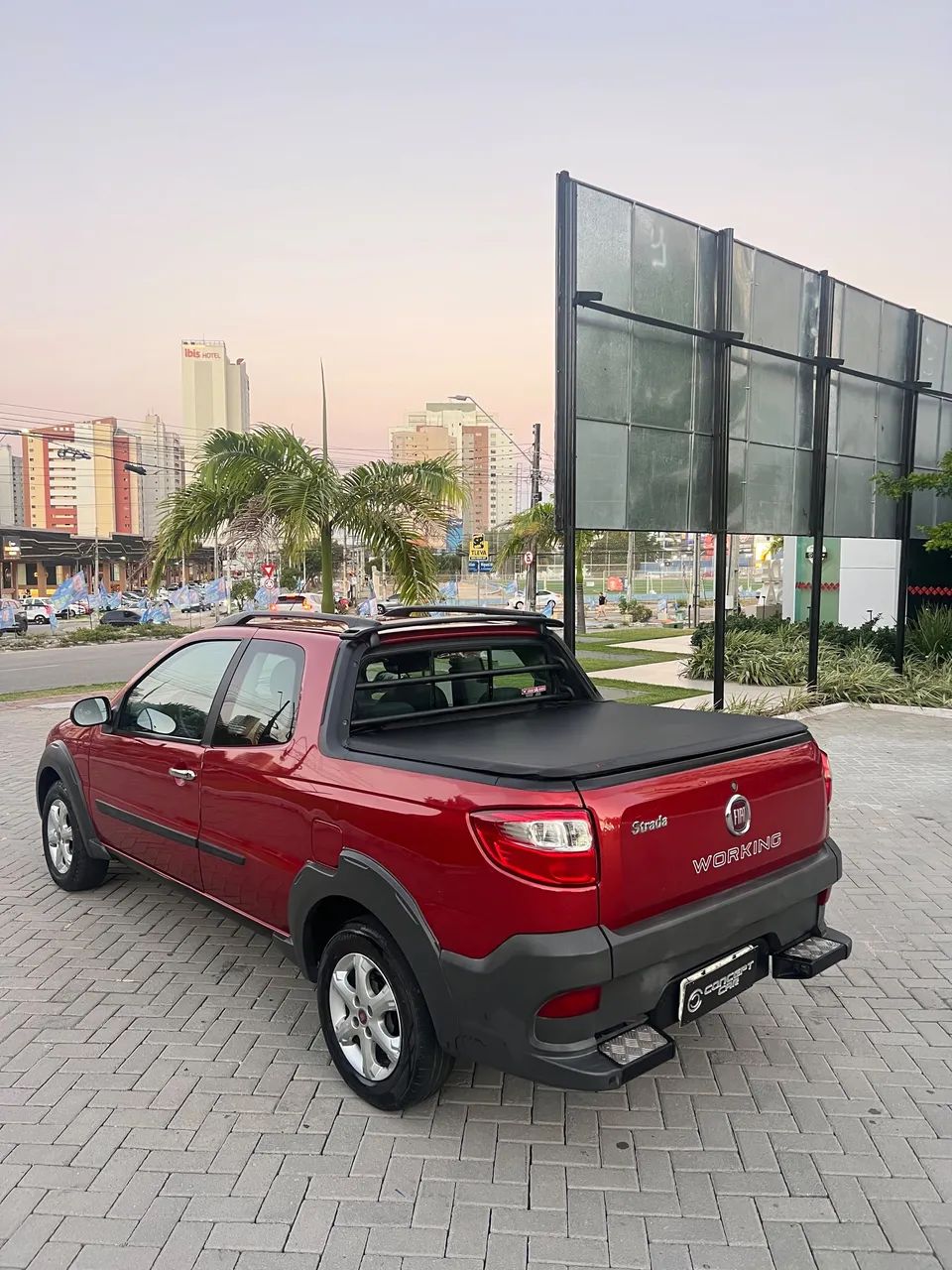 Fiat Strada Working 1.4 MPI Fire Flex 8V CD 2016 - Foto 4
